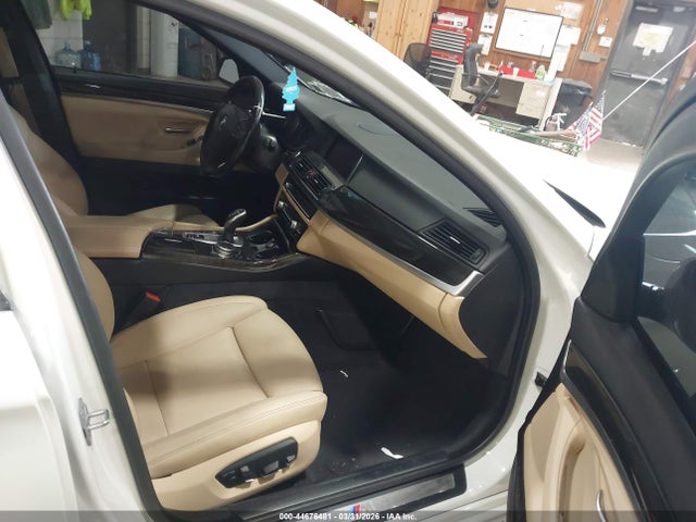 44676481 :رقم المزاد ، WBAKP9C58GG587451 vin ، 2016 Bmw 550i Xdrive مزاد بيع