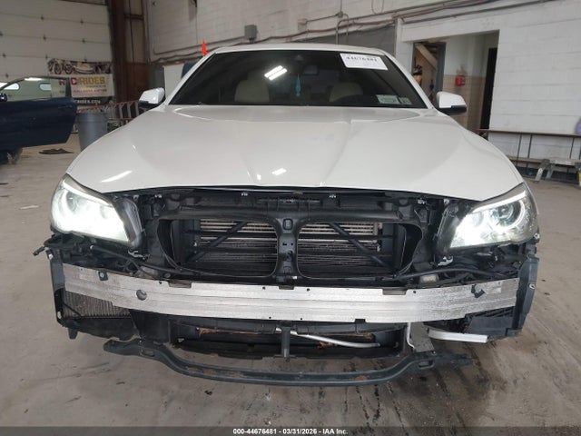 44676481 :رقم المزاد ، WBAKP9C58GG587451 vin ، 2016 Bmw 550i Xdrive مزاد بيع