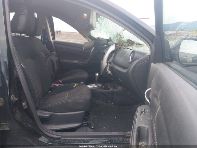 3N1CN7AP5HL848637 Nissan Versa 1.6 Sv