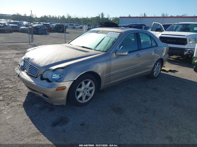 Продаж на аукціоні авто 2004 Mercedes-benz C 240, vin: WDBRF61J34A557919, номер лоту: 44676569