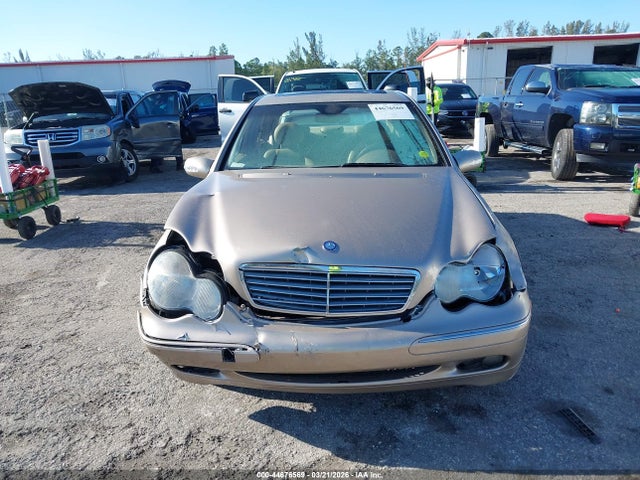 Продаж на аукціоні авто 2004 Mercedes-benz C 240, vin: WDBRF61J34A557919, номер лоту: 44676569