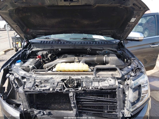 1FMJU1MT7KEA86055 Ford Expedition Platinum