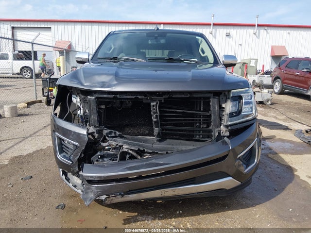 1FMJU1MT7KEA86055 Ford Expedition Platinum