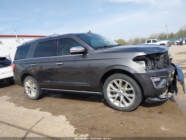 1FMJU1MT7KEA86055 Ford Expedition Platinum