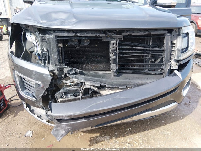 1FMJU1MT7KEA86055 Ford Expedition Platinum