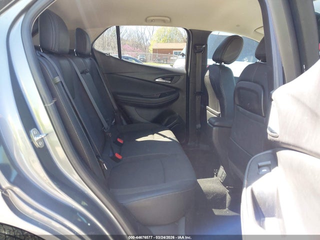 44676577 :رقم المزاد ، KL4MMESL3MB180203 vin ، 2021 Buick Encore Gx Awd Select مزاد بيع