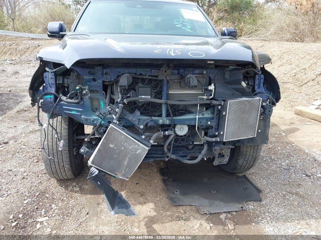 Продаж на аукціоні авто 2024 Toyota Tundra Hybrid Platinum 4wd, vin: 5TFNC5DB3RX057321, номер лоту: 44676598