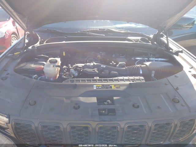 44676610 :رقم المزاد ، 1C4RJJAG8M8183497 vin ، 2021 Jeep Grand Cherokee L Altitude 4x2 مزاد بيع