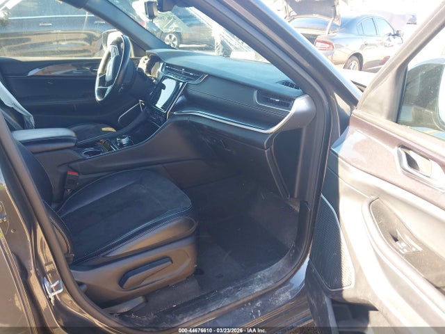 44676610 :رقم المزاد ، 1C4RJJAG8M8183497 vin ، 2021 Jeep Grand Cherokee L Altitude 4x2 مزاد بيع