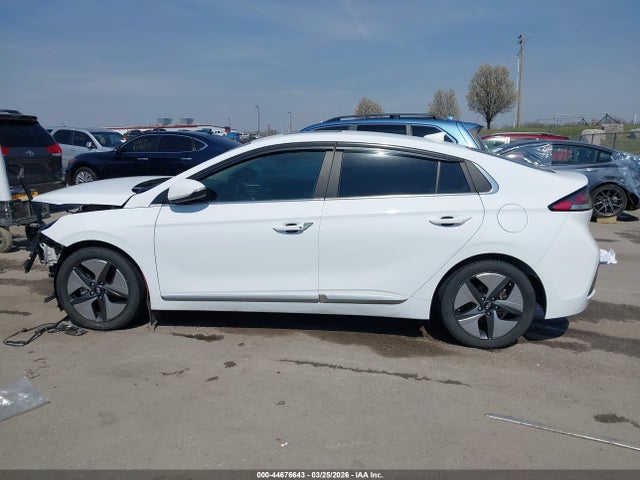 44676643 :رقم المزاد ، KMHC85LC0NU277882 vin ، 2022 Hyundai Ioniq Hybrid Sel مزاد بيع