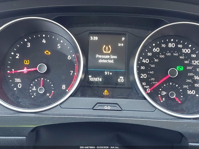 3VV1B7AX9JM025806 Volkswagen Tiguan 2.0t S