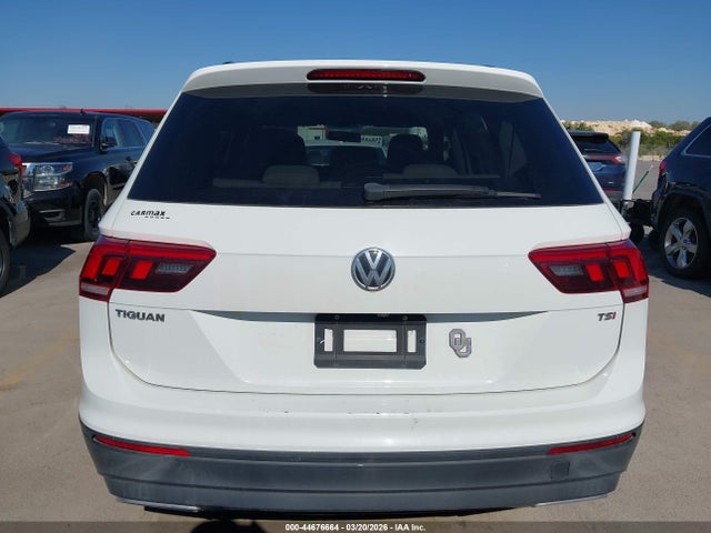 3VV1B7AX9JM025806 Volkswagen Tiguan 2.0t S