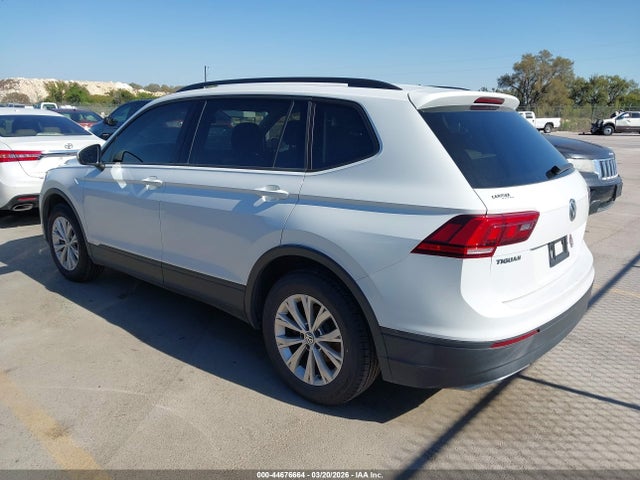 3VV1B7AX9JM025806 Volkswagen Tiguan 2.0t S