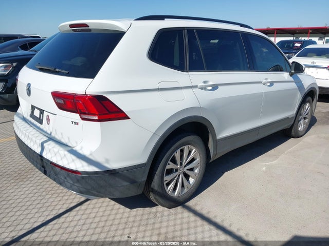 3VV1B7AX9JM025806 Volkswagen Tiguan 2.0t S