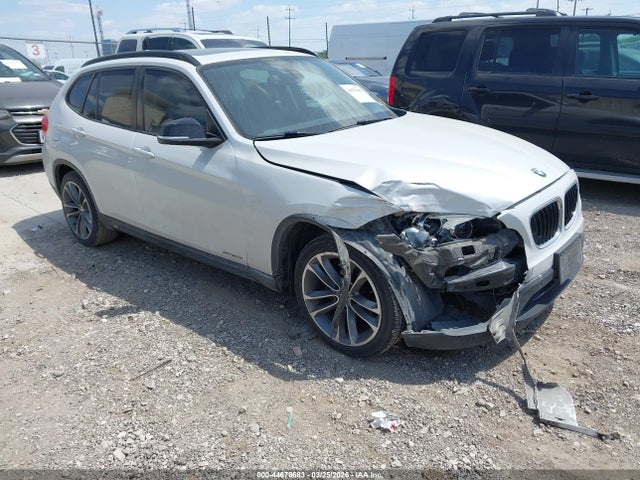2014 BMW X1 WBAVM1C51EVW49272