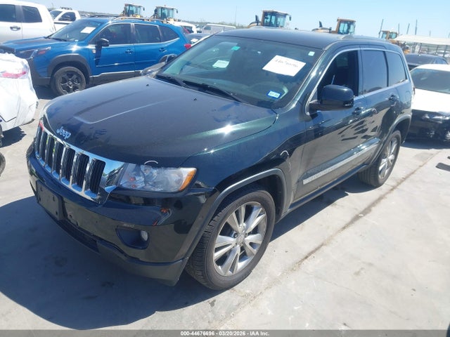 Продажа на аукционе авто 2013 Jeep Grand Cherokee Laredo, vin: 1C4RJFAG0DC635212, номер лота: 44676696