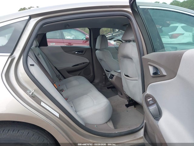 44676782 :رقم المزاد ، 1G1ZD5ST0NF165883 vin ، 2022 Chevrolet Malibu Fwd Lt مزاد بيع