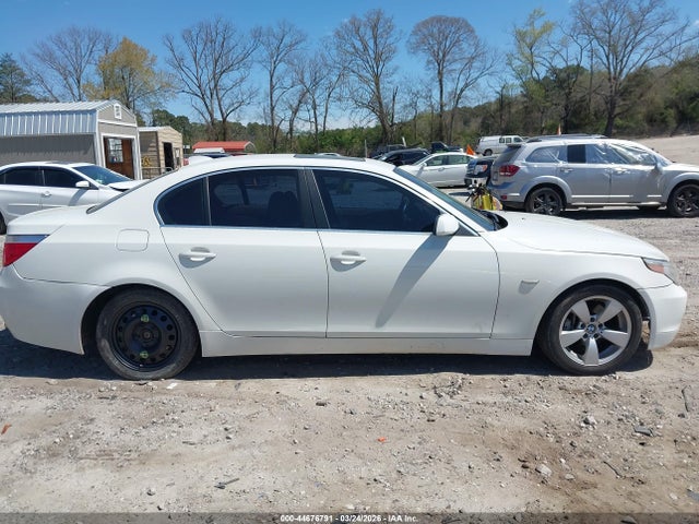 2006 Bmw 525i მანქანა იყიდება აუქციონზე, vin: WBANE53556CK79493, აუქციონის ნომერი: 44676791