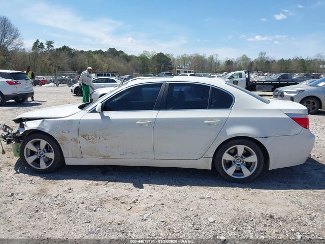 2006 Bmw 525i მანქანა იყიდება აუქციონზე, vin: WBANE53556CK79493, აუქციონის ნომერი: 44676791