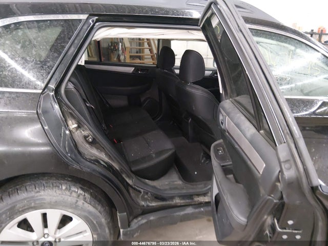 44676795 :رقم المزاد ، 4S4BSBCC3F3319884 vin ، 2015 Subaru Outback 2.5i Premium مزاد بيع