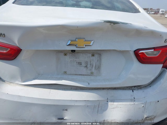 1G1ZE5ST7HF145678 Chevrolet MALIBU 1LT