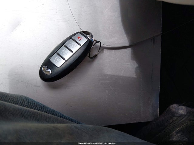 44676839 :رقم المزاد ، JN1CV6AR5FM524506 vin ، 2015 Infiniti Q40 مزاد بيع