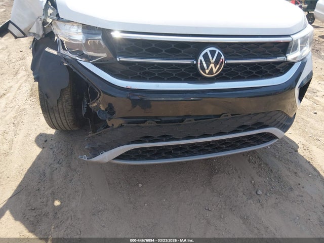 Продажа на аукционе авто 2022 Volkswagen Taos 1.5t Sel, vin: 3VV1X7B28NM004827, номер лота: 44676894
