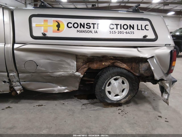 Aukcja sprzedaży 2000 Chevrolet Silverado 1500 Ls, vin: 1GCEC19T8YE333108, numer aukcji: 44676915