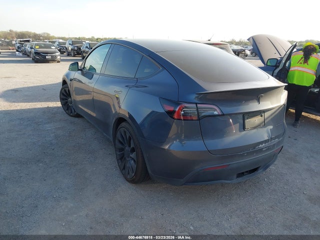 Продажа на аукционе авто 2022 Tesla Model Y Performance Dual Motor All-wheel Drive, vin: 7SAYGDEF2NF530906, номер лота: 44676918