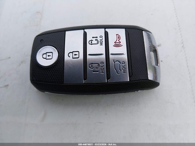 KNDMB5C13L6580553 KIA SEDONA EX