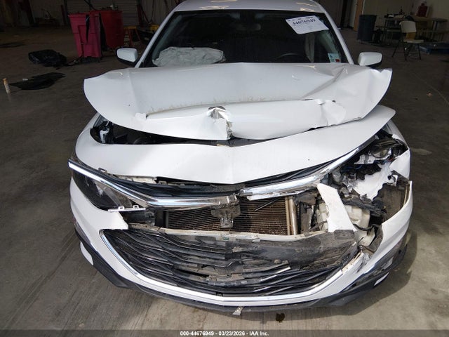 1G1ZG5ST4LF132065 Chevrolet Malibu Fwd Rs