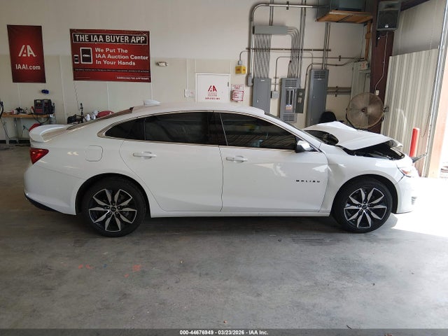 1G1ZG5ST4LF132065 Chevrolet Malibu Fwd Rs