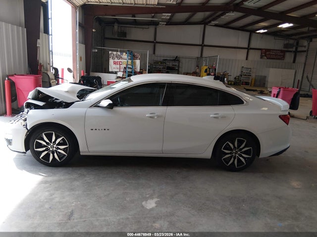 1G1ZG5ST4LF132065 Chevrolet Malibu Fwd Rs