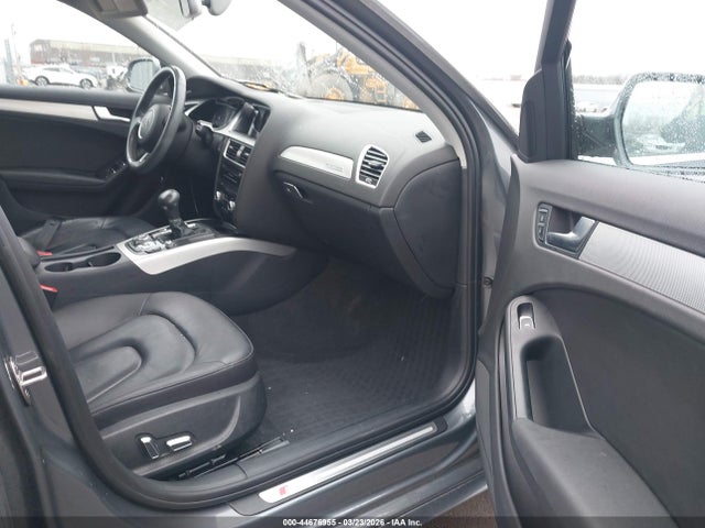 2016 AUDI A4 WAUBFAFL6GN008418 Photo 4