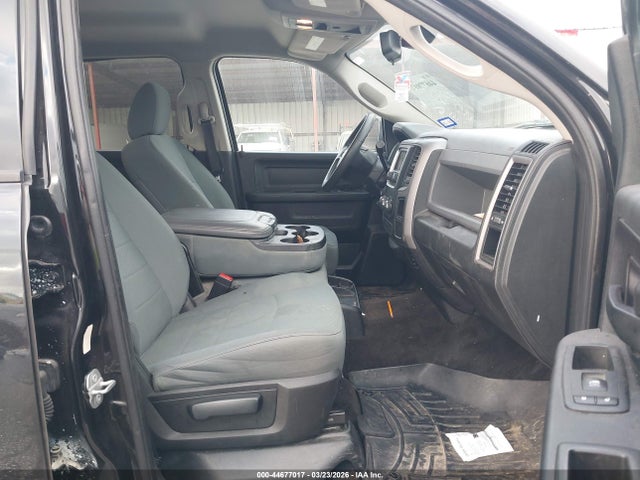 44677017 :رقم المزاد ، 3C6RR6KT6GG171503 vin ، 2016 Ram 1500 St مزاد بيع