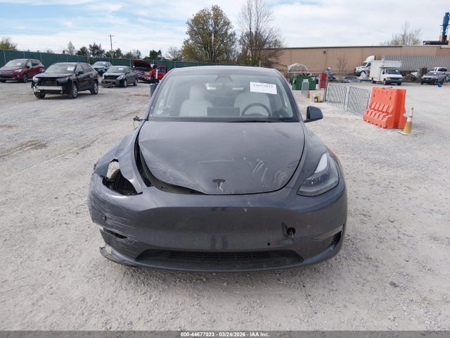 2021 Tesla Model Y Performance Dual Motor All-wheel Drive მანქანა იყიდება აუქციონზე, vin: 5YJYGDEF5MF230420, აუქციონის ნომერი: 44677023