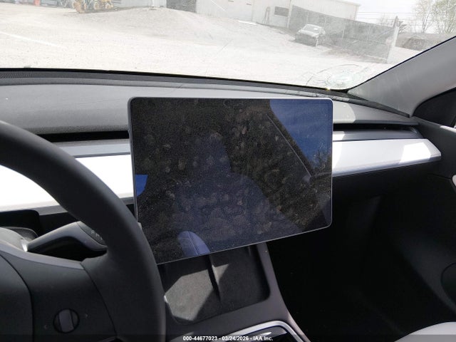 2021 Tesla Model Y Performance Dual Motor All-wheel Drive მანქანა იყიდება აუქციონზე, vin: 5YJYGDEF5MF230420, აუქციონის ნომერი: 44677023