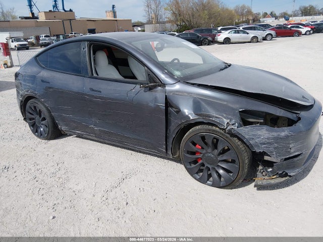 2021 Tesla Model Y Performance Dual Motor All-wheel Drive მანქანა იყიდება აუქციონზე, vin: 5YJYGDEF5MF230420, აუქციონის ნომერი: 44677023