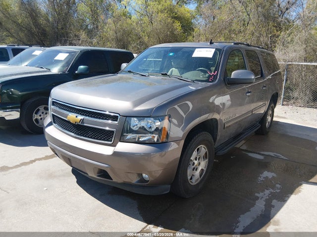 1GNSCJE08ER239501 Chevrolet Suburban 1500 Lt