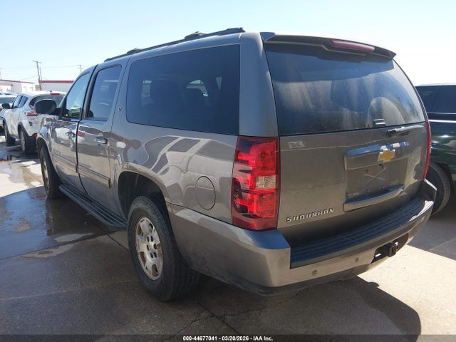 1GNSCJE08ER239501 Chevrolet Suburban 1500 Lt
