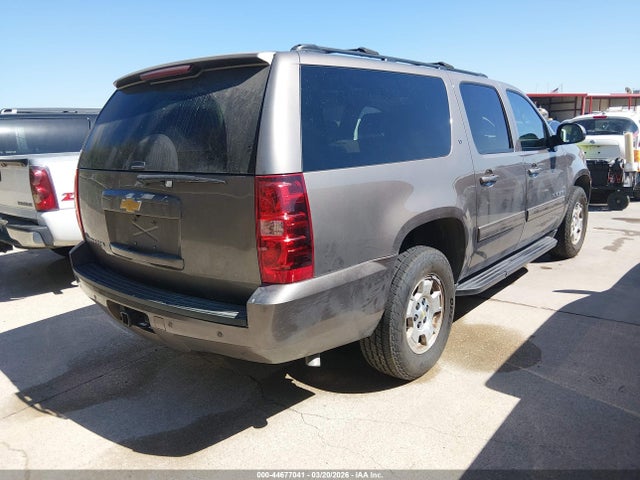 1GNSCJE08ER239501 Chevrolet Suburban 1500 Lt