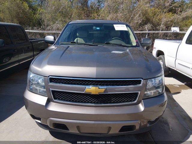 1GNSCJE08ER239501 Chevrolet Suburban 1500 Lt