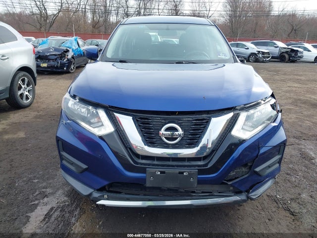 2017 Nissan Rogue S მანქანა იყიდება აუქციონზე, vin: KNMAT2MT0HP565847, აუქციონის ნომერი: 44677050