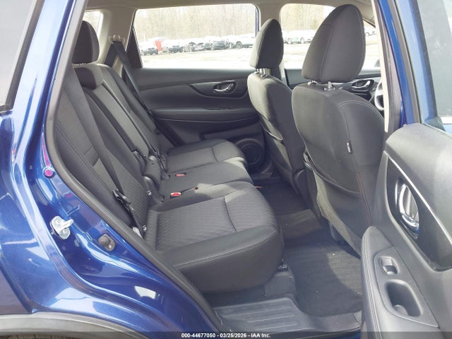 2017 Nissan Rogue S მანქანა იყიდება აუქციონზე, vin: KNMAT2MT0HP565847, აუქციონის ნომერი: 44677050