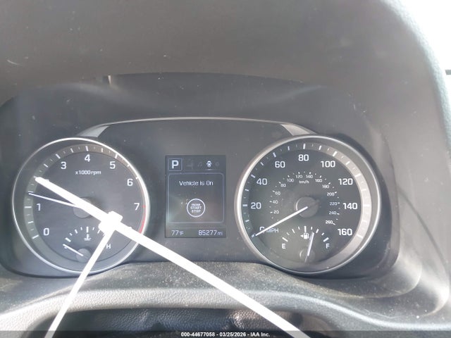2017 Hyundai Elantra Limited მანქანა იყიდება აუქციონზე, vin: 5NPD84LF8HH033263, აუქციონის ნომერი: 44677058