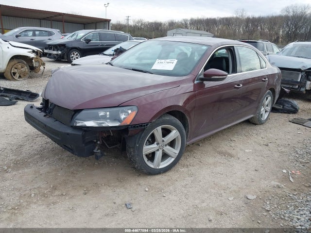 2012 Volkswagen Passat 2.5l Se მანქანა იყიდება აუქციონზე, vin: 1VWBH7A3XCC029444, აუქციონის ნომერი: 44677094