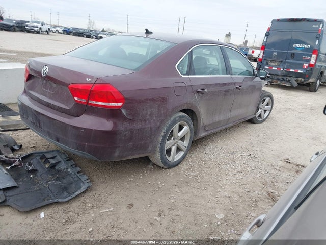 2012 Volkswagen Passat 2.5l Se მანქანა იყიდება აუქციონზე, vin: 1VWBH7A3XCC029444, აუქციონის ნომერი: 44677094