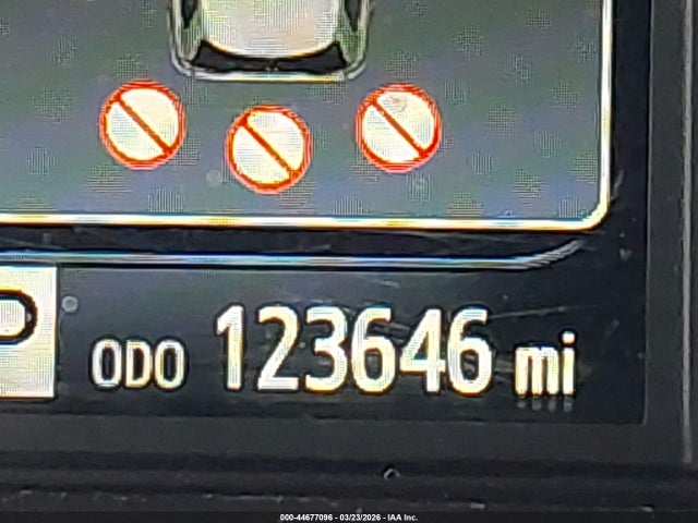 5TDDZ3DC0HS155377 Toyota Sienna Limited 7 Passenger