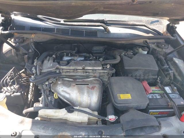 44677101 :رقم المزاد ، 4T1BF1FK6EU390782 vin ، 2014 Toyota Camry Se مزاد بيع