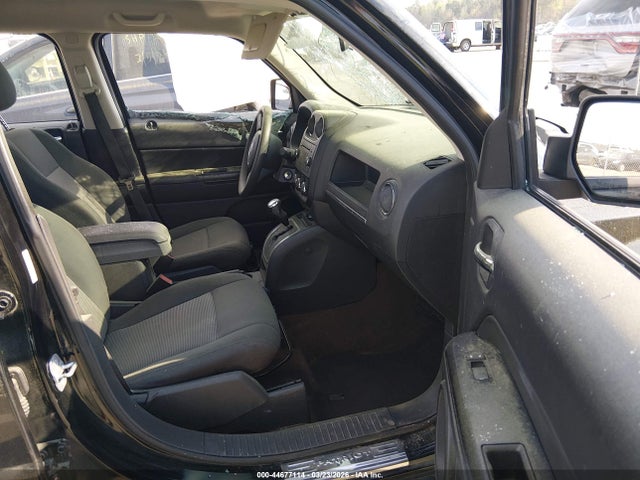 2014 JEEP PATRIOT 1C4NJPBA7ED818293 Photo 4